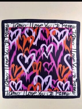 Love Heart Print Beautiful Scarf/ Purse Scarf NEW